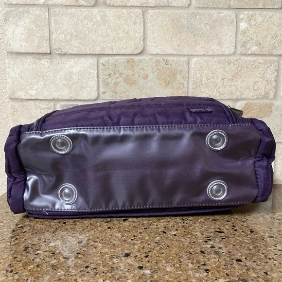 Lug Trolley Cosmetic Case - Picture 5 of 12